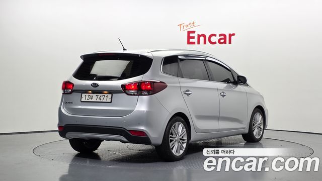 Kia Carens 2017 — photo 2