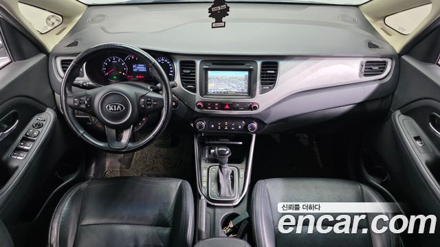 Kia Carens 2017 — photo 7
