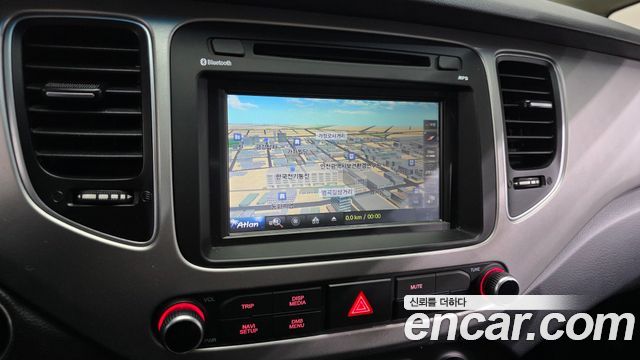 Kia Carens 2017 — photo 14