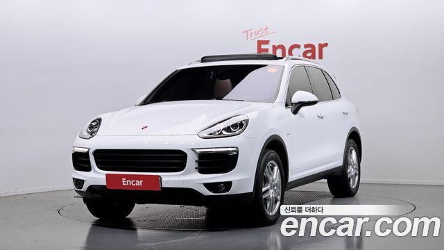Porsche Cayenne 2016 — photo 1