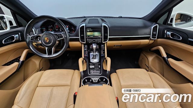 Porsche Cayenne 2016 — photo 7