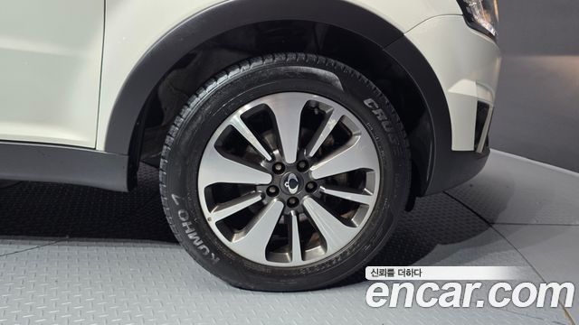 KG Mobility KORANDO 2015 — photo 7