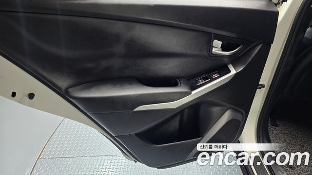 KG Mobility KORANDO 2015 — photo 15