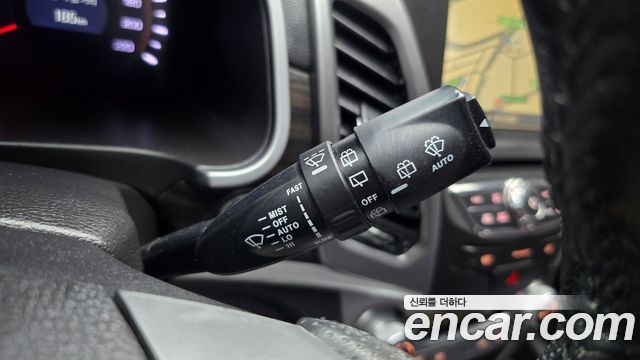 KG Mobility KORANDO 2015 — photo 28
