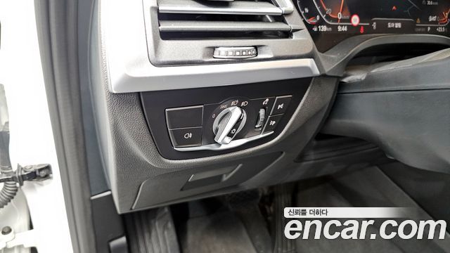 BMW X3 2022 — photo 29