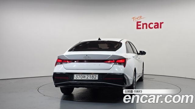 Hyundai AVANTE 2024 — photo 4