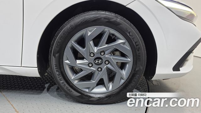 Hyundai AVANTE 2024 — photo 5