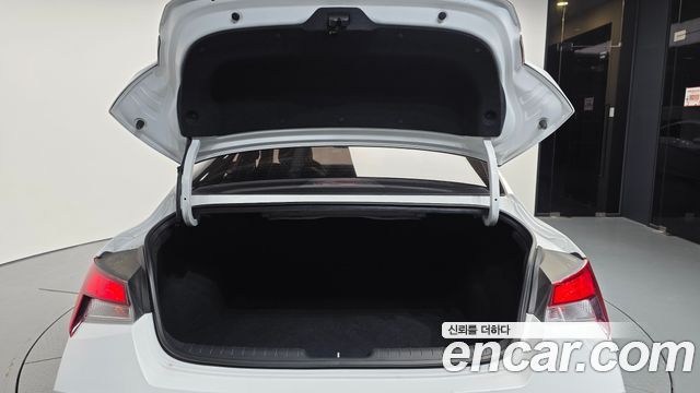 Hyundai AVANTE 2024 — photo 26