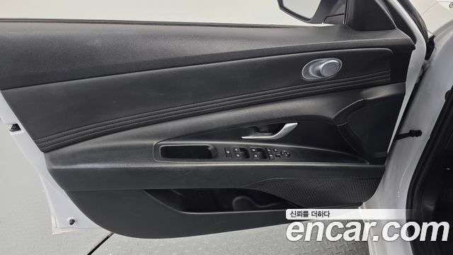 Hyundai AVANTE 2024 — photo 14