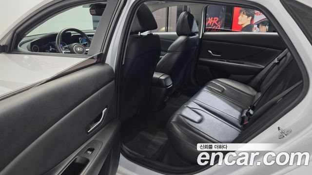 Hyundai AVANTE 2024 — photo 16