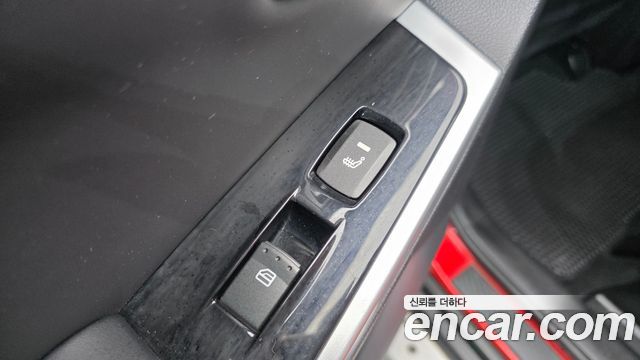 KG Mobility KORANDO 2014 — photo 17