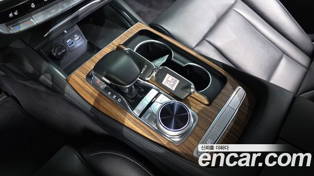 Kia K9 2022 — photo 12