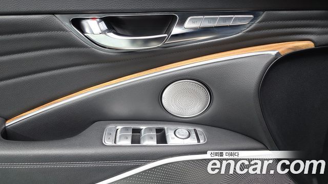 Kia K9 2022 — photo 24