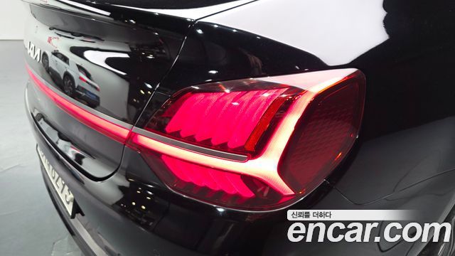 Kia K9 2022 — photo 9