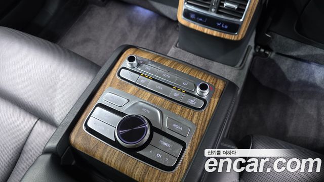 Kia K9 2022 — photo 29