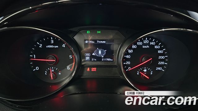 Kia Canival 2019 — photo 8