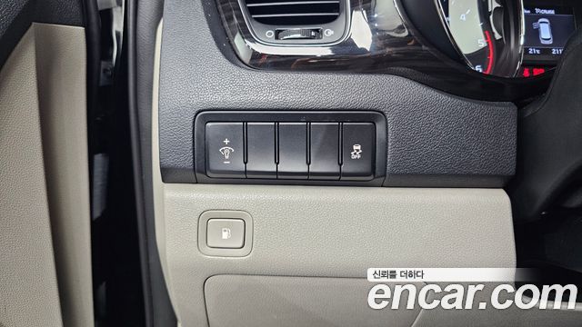 Kia Canival 2019 — photo 20