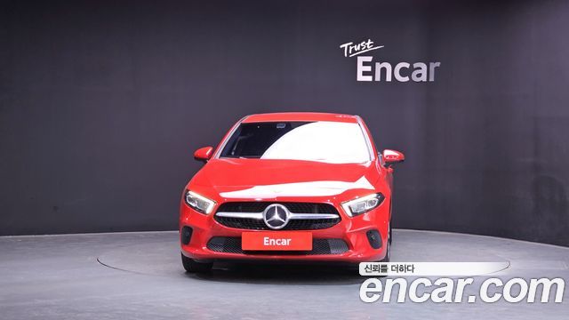Mercedes-Benz A-Class 2019 — photo 3