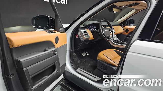 Land Rover Range Rover Sport 2019 — photo 10
