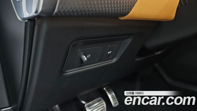 Land Rover Range Rover Sport 2019 — photo 16
