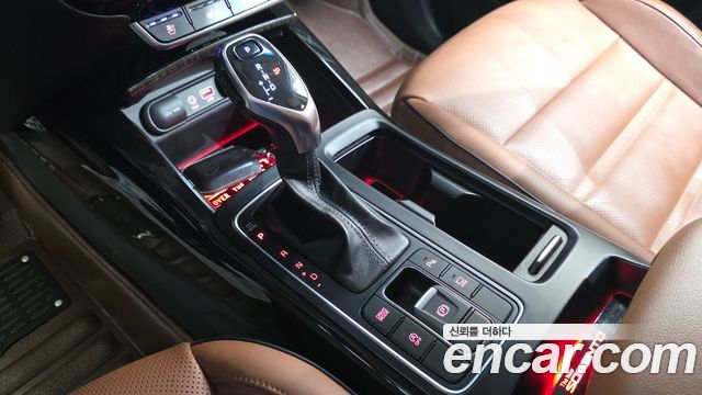 Kia Sorento 2018 — photo 12