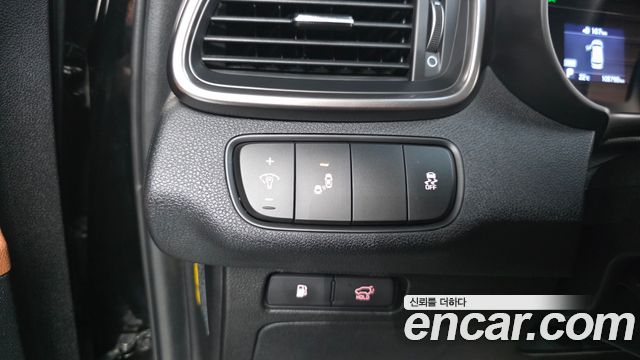 Kia Sorento 2018 — photo 29