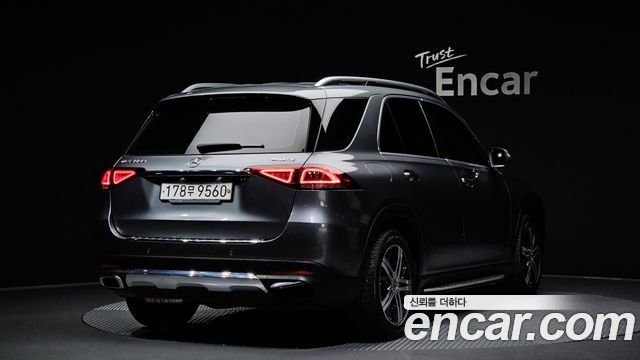 Mercedes-Benz GLE-Class 2019 — photo 2