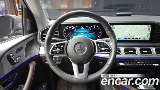 Mercedes-Benz GLE-Class 2019 — photo 19