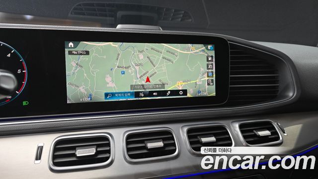Mercedes-Benz GLE-Class 2019 — photo 23