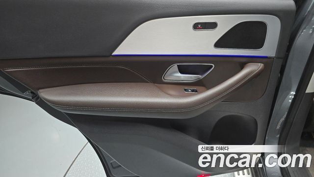 Mercedes-Benz GLE-Class 2019 — photo 15
