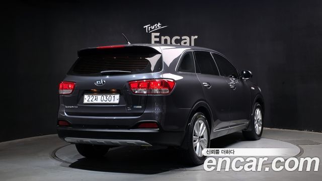 Kia Sorento 2016 — photo 2