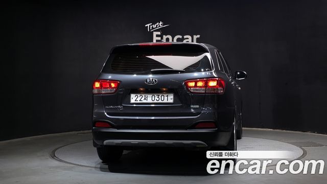 Kia Sorento 2016 — photo 4