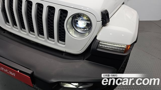 Jeep Wrangler 2021 — photo 8