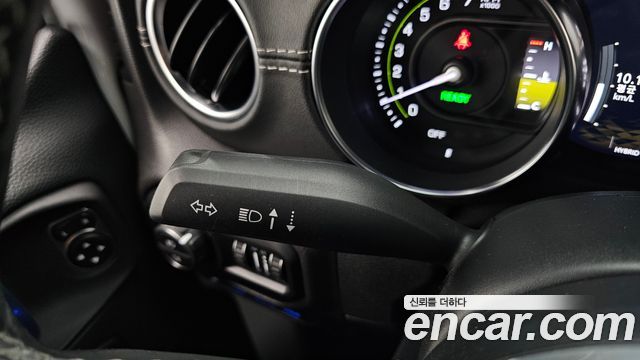 Jeep Wrangler 2021 — photo 28