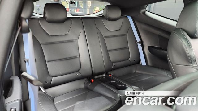 Hyundai Veloster 2019 — photo 17