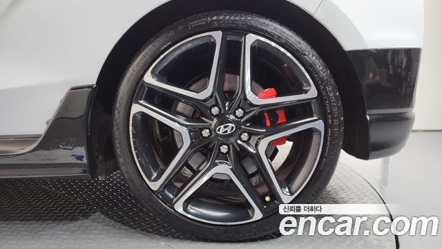 Hyundai Veloster 2019 — photo 7