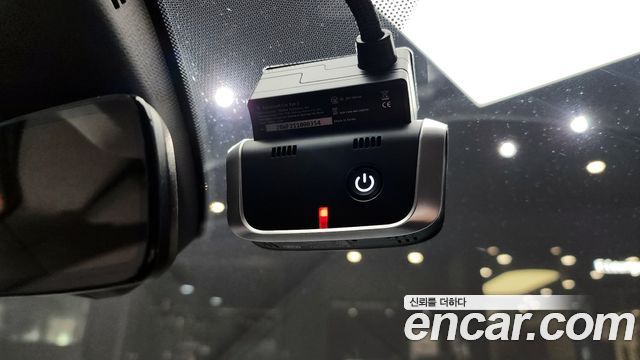 BMW 1-Series 2022 — photo 21
