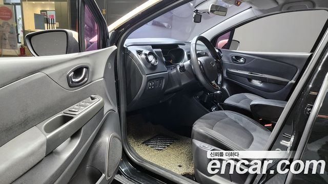 Renault Korea QM3 2015 — photo 12