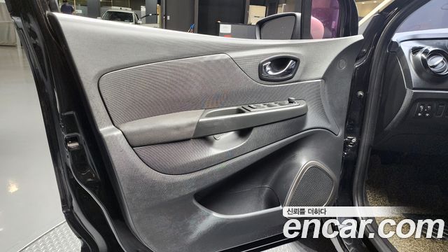 Renault Korea QM3 2015 — photo 13