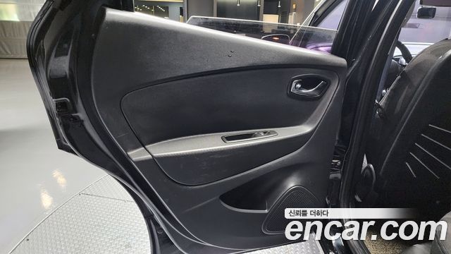 Renault Korea QM3 2015 — photo 14
