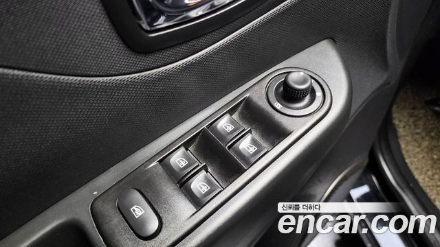 Renault Korea QM3 2015 — photo 28
