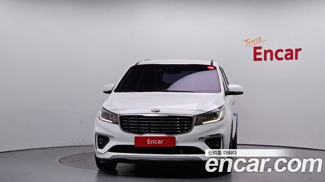 Kia Canival 2019 — photo 3