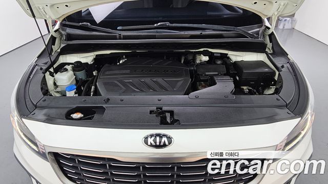 Kia Canival 2019 — photo 6