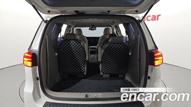 Kia Canival 2019 — photo 22