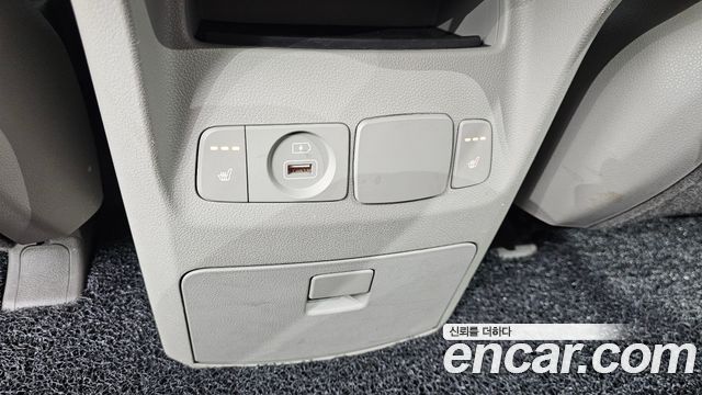 Kia Canival 2019 — photo 25