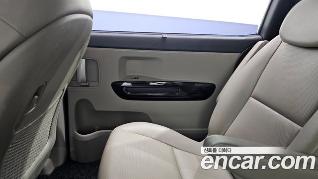 Kia Canival 2019 — photo 15
