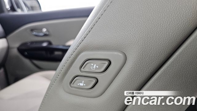 Kia Canival 2019 — photo 30