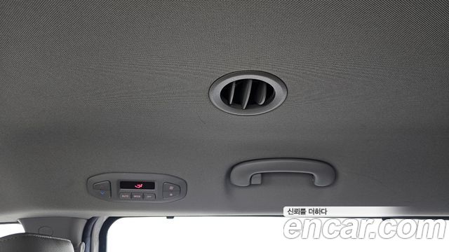 Kia Canival 2019 — photo 32