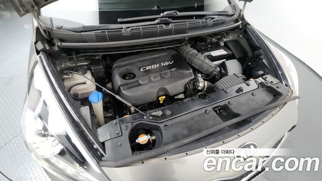 Kia Carens 2014 — photo 6