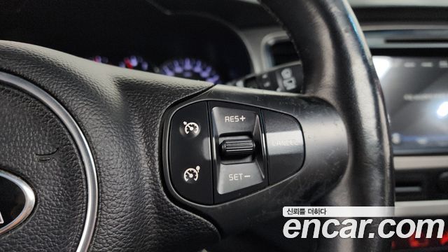Kia Carens 2014 — photo 22